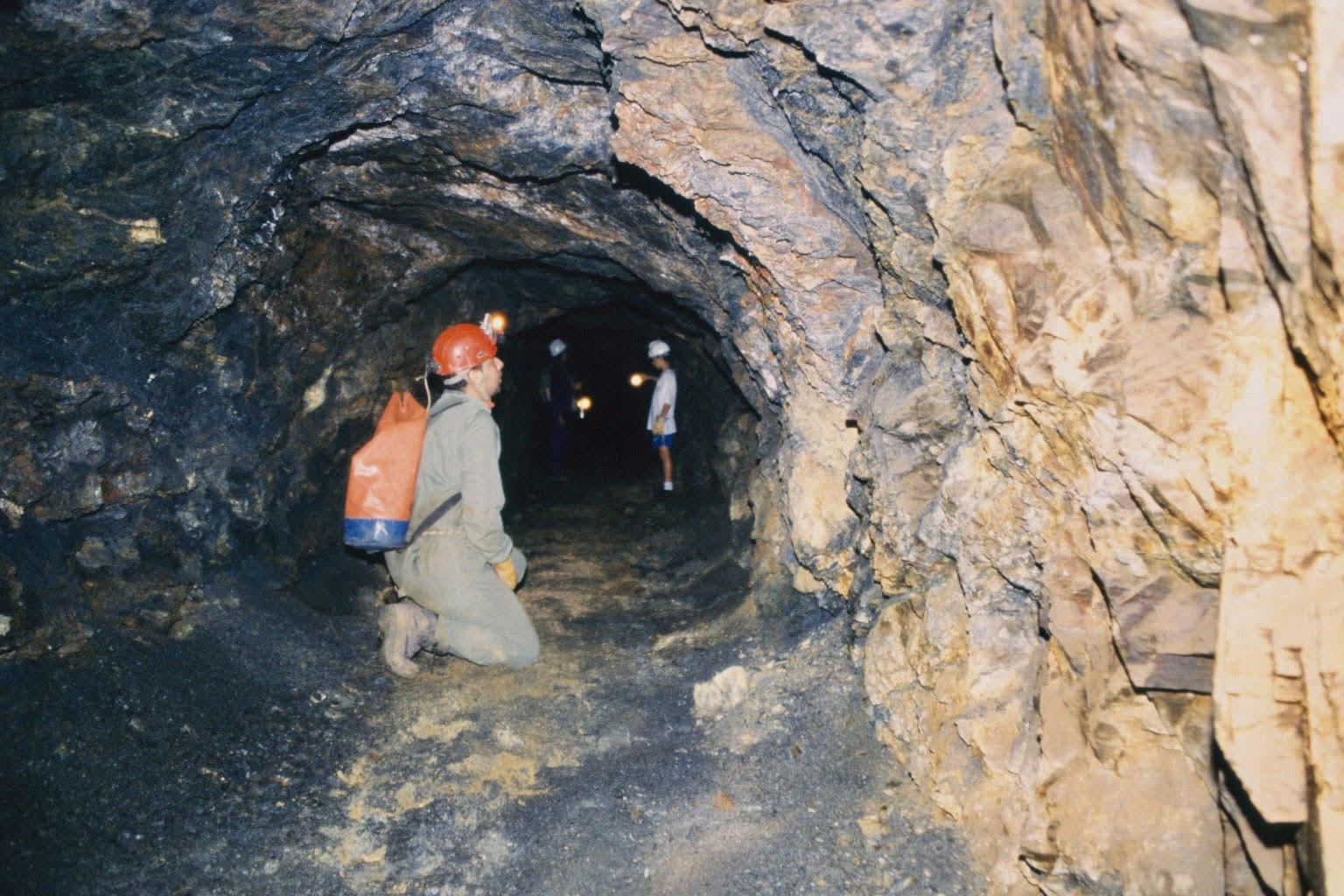 El mineralogista murciano Asensio Soto se incorpora a MINUCA